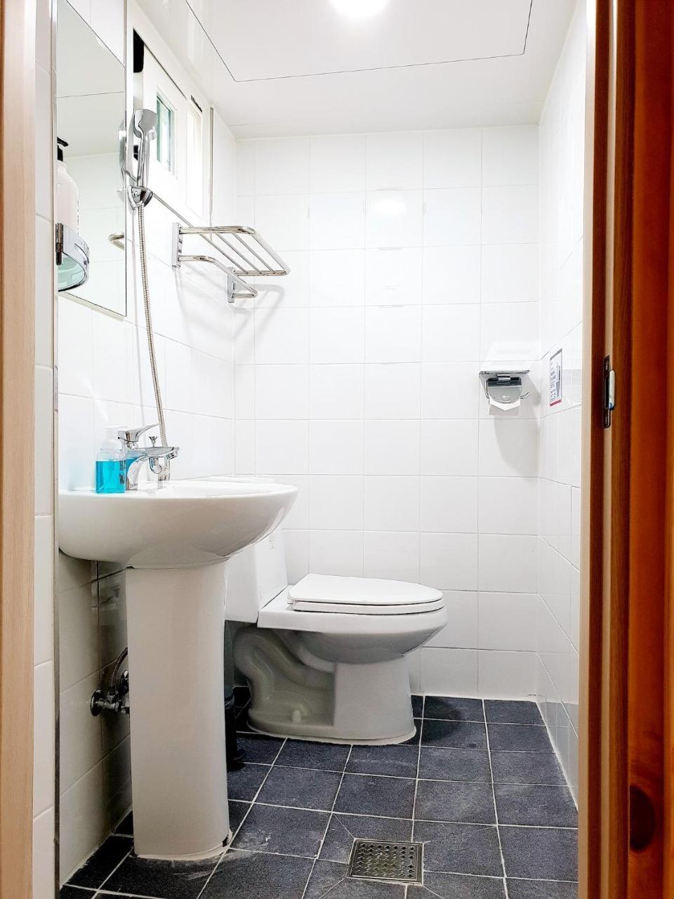 Dal Garam Guesthouse Gangneung Ngoại thất bức ảnh